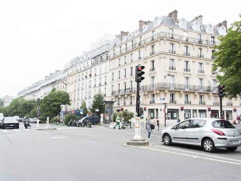Apartment Contemporary Chic By Place De La Nation *
